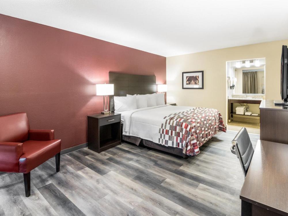  Superior King Room Non-Smoking interior